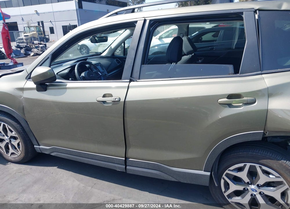2022 SUBARU FORESTER PREMIUM VIN: JF2SKAEC3NH488379