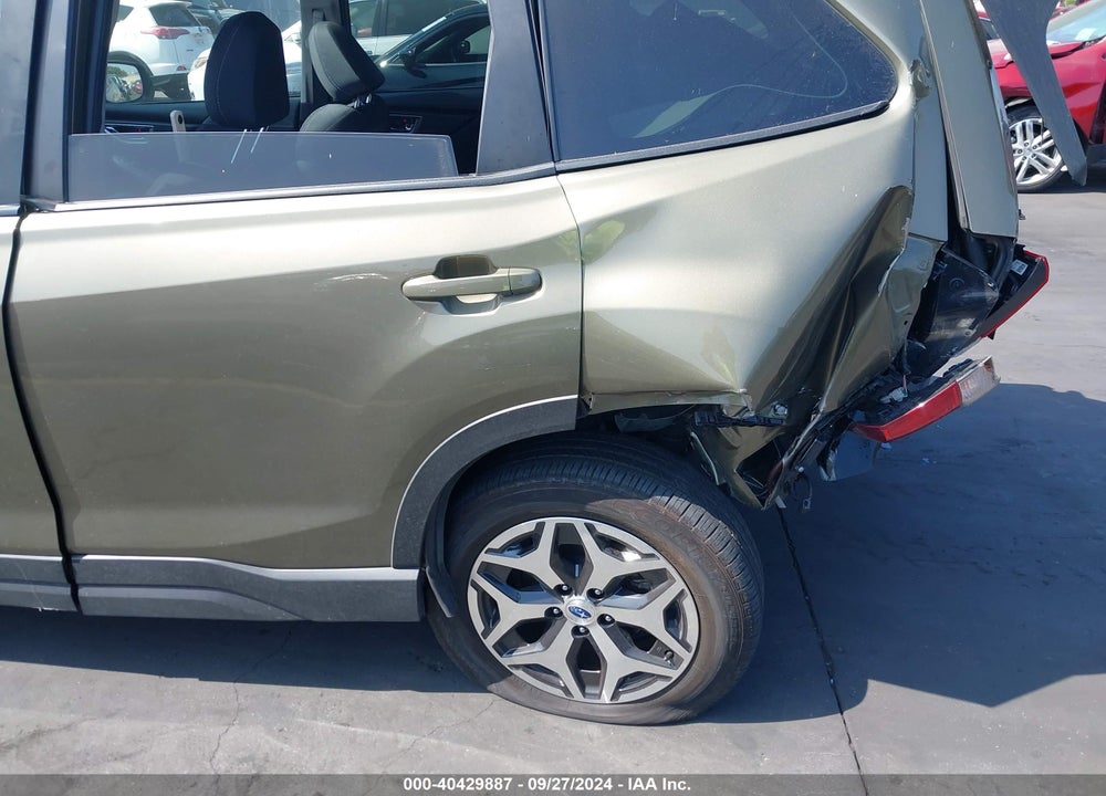 2022 SUBARU FORESTER PREMIUM VIN: JF2SKAEC3NH488379