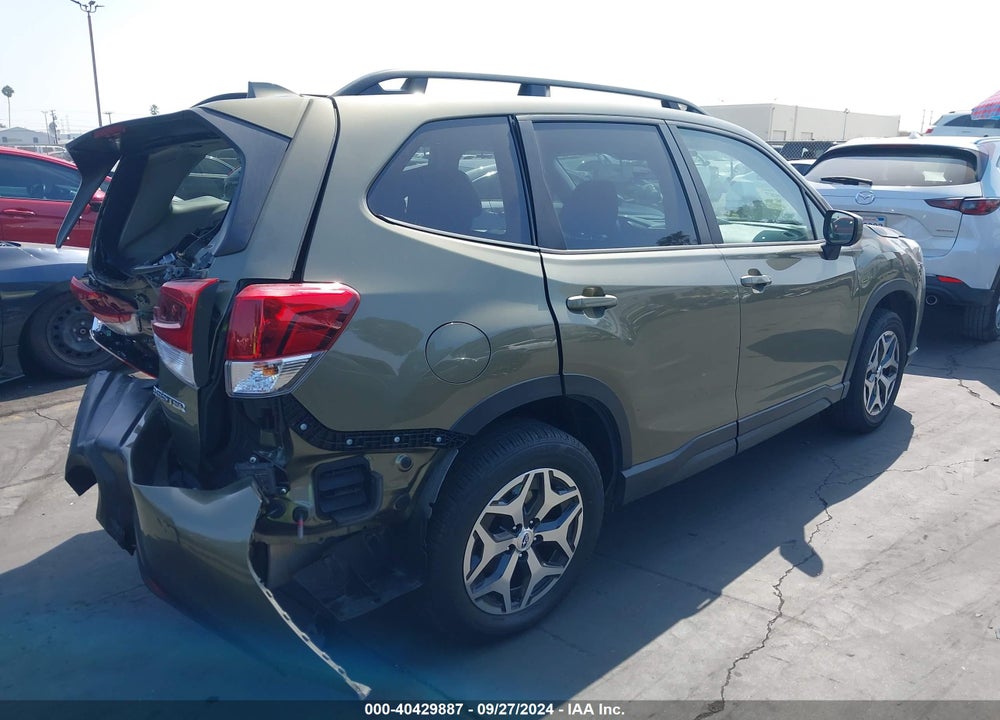 2022 SUBARU FORESTER PREMIUM VIN: JF2SKAEC3NH488379