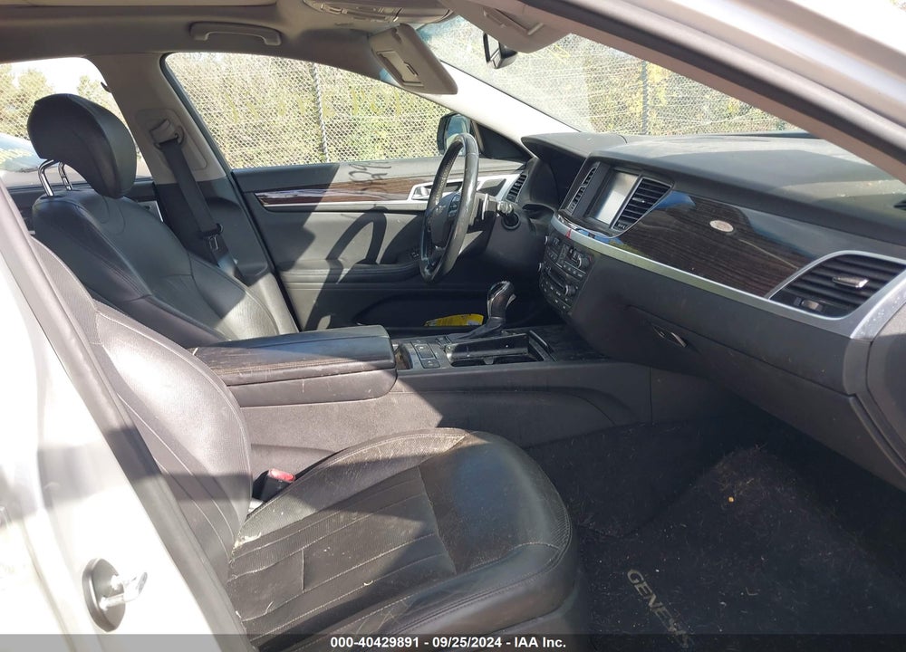 2015 HYUNDAI GENESIS 3.8 VIN: KMHGN4JE3FU084202