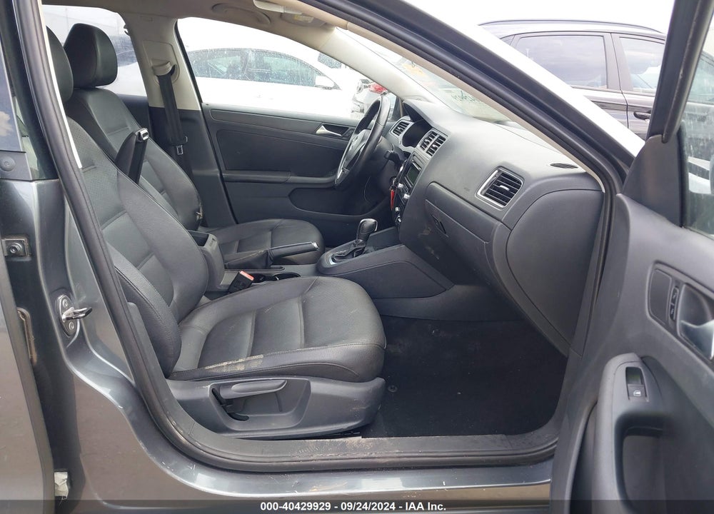 2012 VOLKSWAGEN JETTA 2.5L SE VIN: 3VWDP7AJ3CM339704