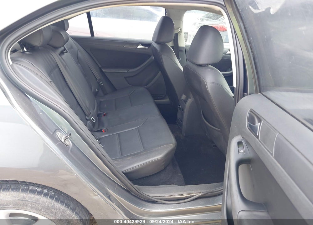 2012 VOLKSWAGEN JETTA 2.5L SE VIN: 3VWDP7AJ3CM339704
