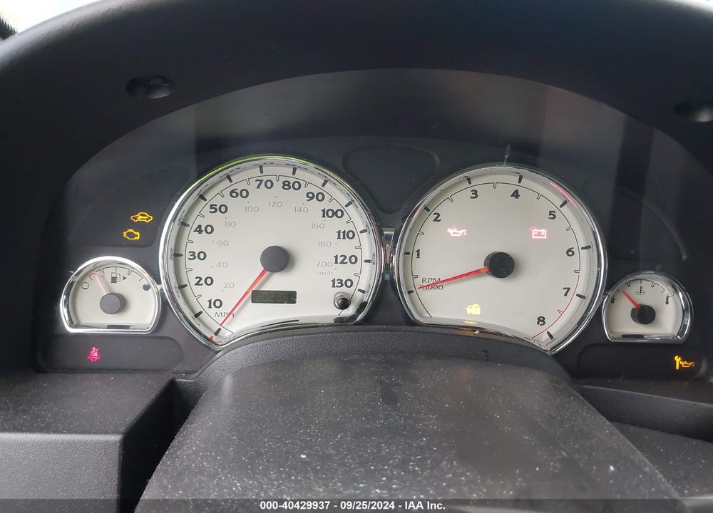 2005 SATURN VUE 4 CYL VIN: 5GZCZ33D35S845910