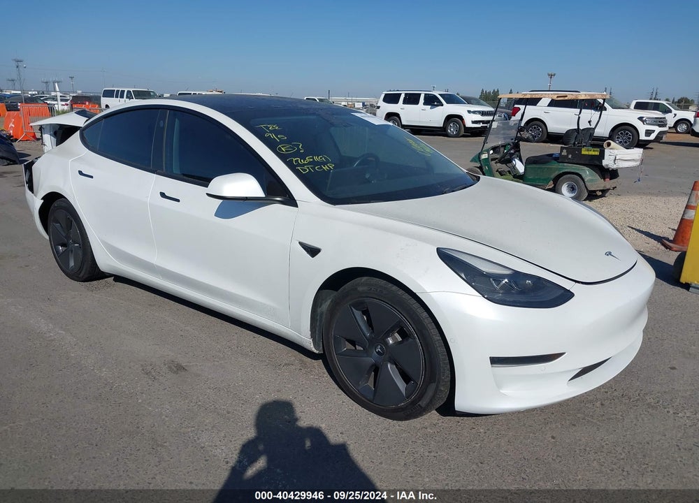 2021 TESLA MODEL 3 STANDARD RANGE PLUS REAR-WHEEL DRIVE VIN: 5YJ3E1EA7MF941409