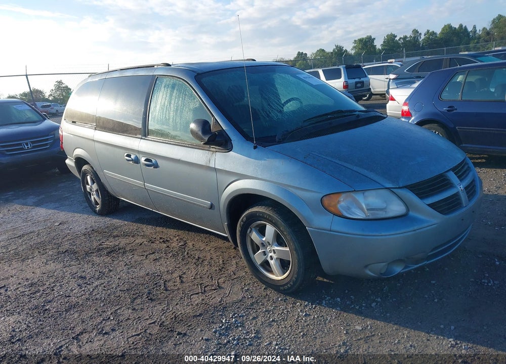2005 DODGE GRAND CARAVAN SXT VIN: 2D4GP44LX5R216430