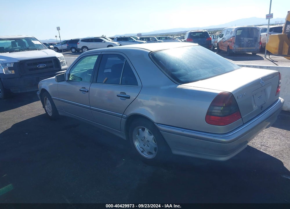 1998 MERCEDES-BENZ C 230 VIN: WDBHA23G5WA551384