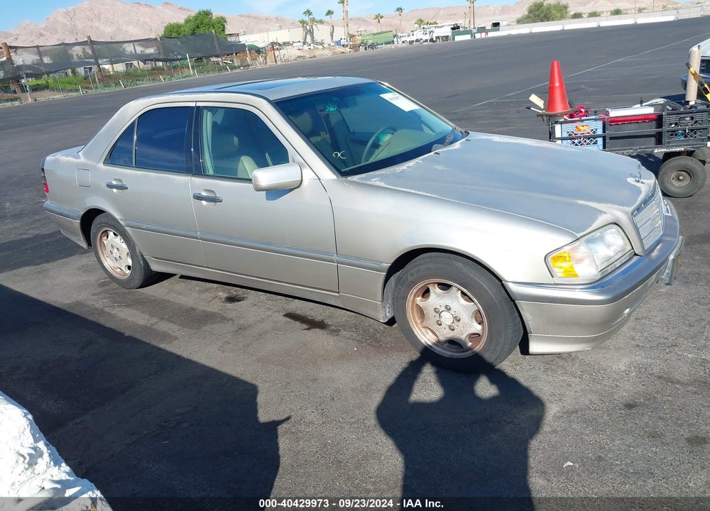 1998 MERCEDES-BENZ C 230 VIN: WDBHA23G5WA551384