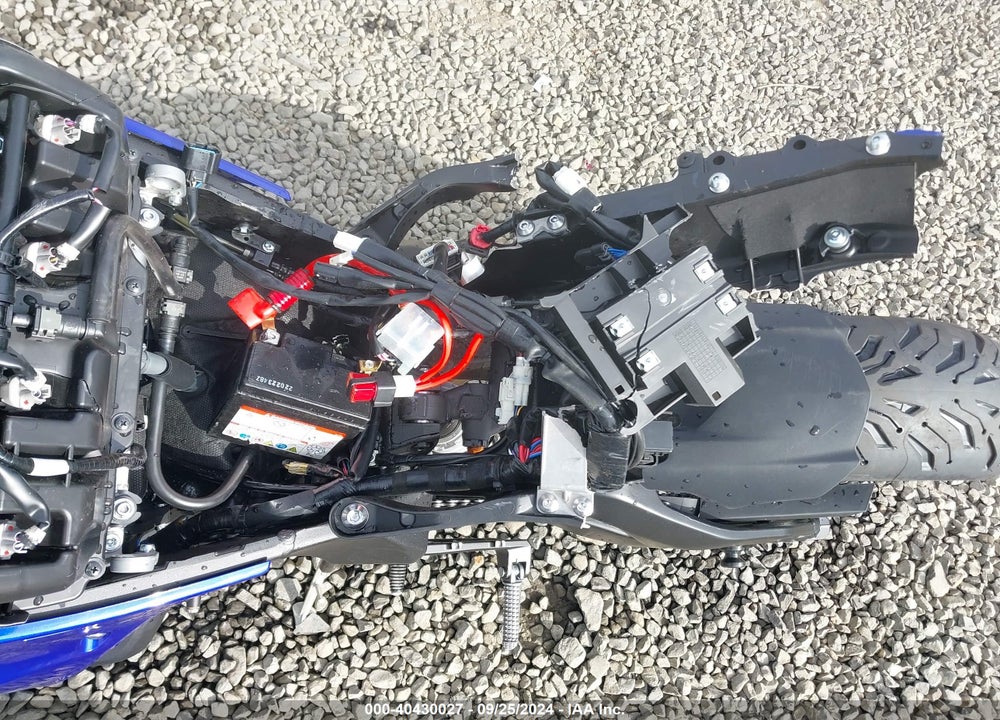 2023 YAMAHA YZFR1 VIN: JYARN66E4PA003384