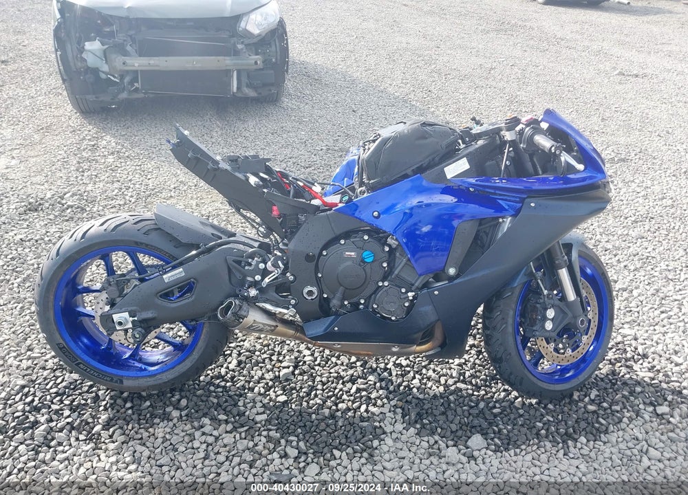2023 YAMAHA YZFR1 VIN: JYARN66E4PA003384