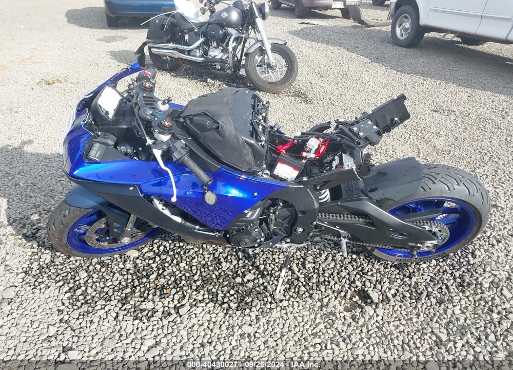 2023 YAMAHA YZFR1 VIN: JYARN66E4PA003384