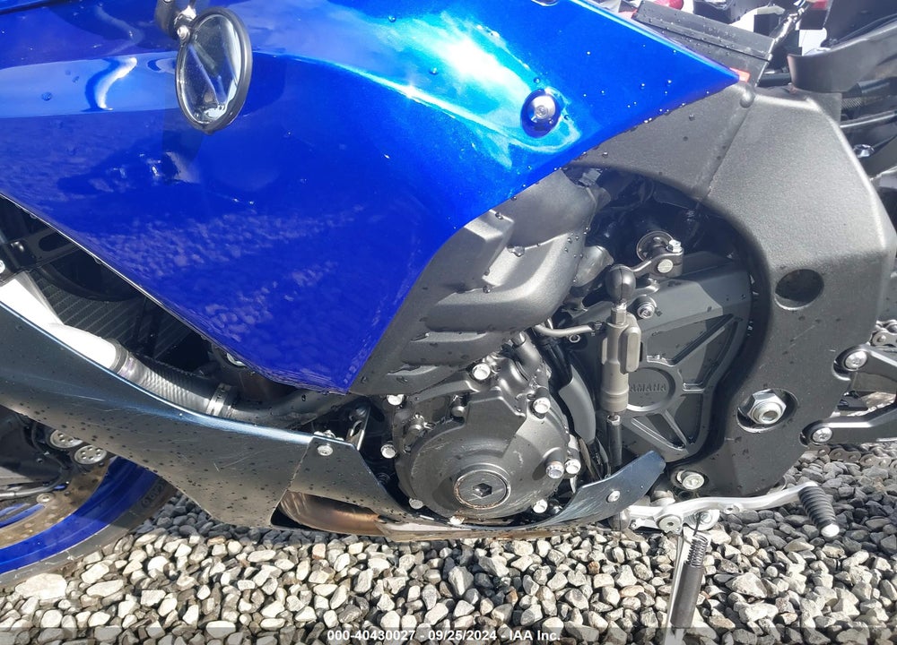 2023 YAMAHA YZFR1 VIN: JYARN66E4PA003384