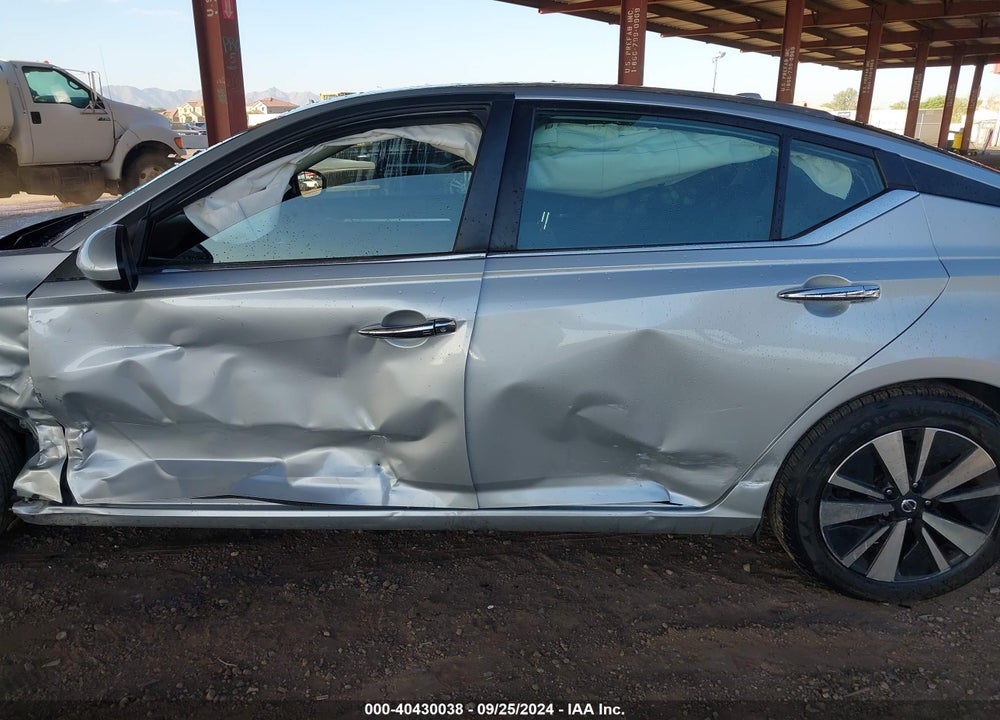 2021 NISSAN ALTIMA SV FWD VIN: 1N4BL4DV5MN318367