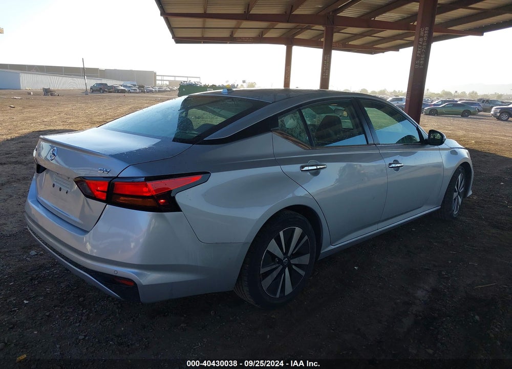 2021 NISSAN ALTIMA SV FWD VIN: 1N4BL4DV5MN318367