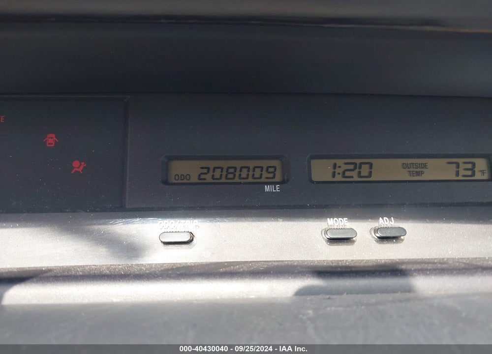 2000 TOYOTA AVALON XL VIN: 4T1BF28B0YU112449