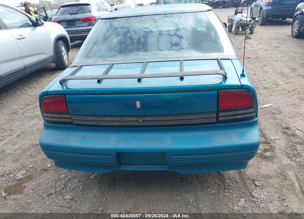 1994 OLDSMOBILE CUTLASS SUPREME S VIN: 1G3WH55M1RD314726