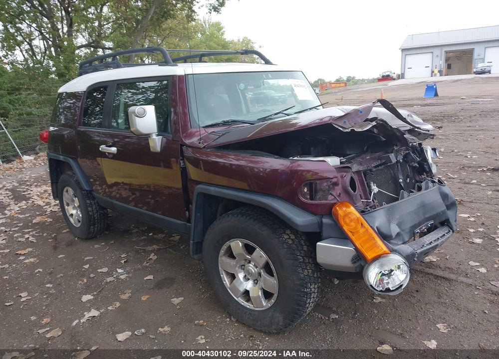 2007 TOYOTA FJ CRUISER VIN: JTEBU11FX70068852