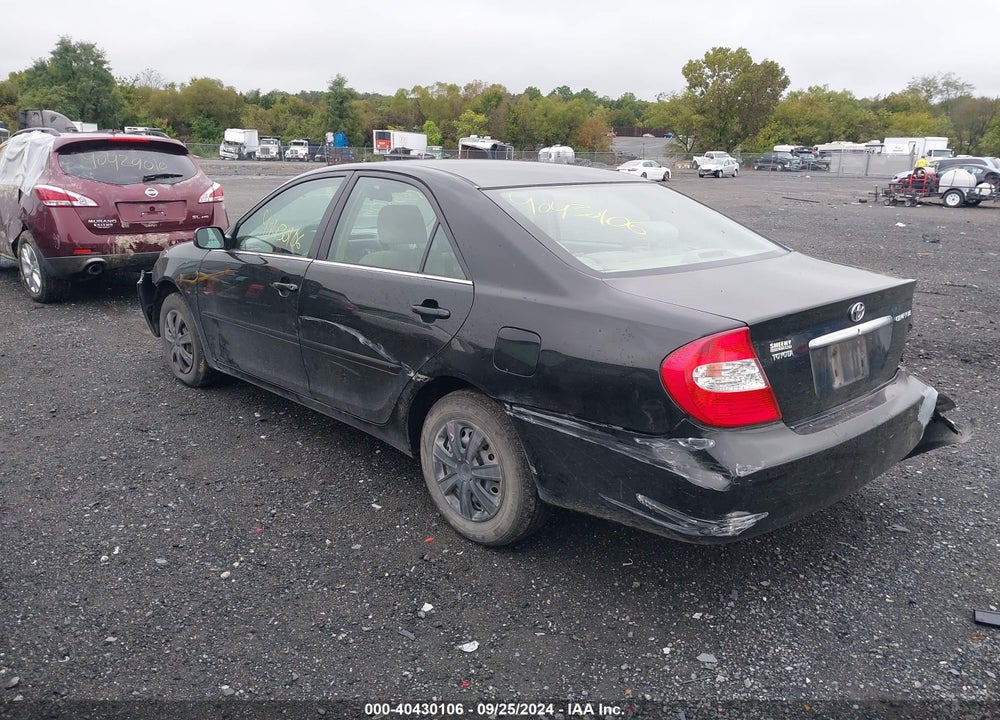 2004 TOYOTA CAMRY LE VIN: 4T1BE32K04U300755