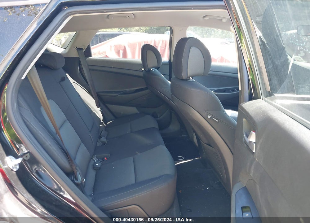 2017 HYUNDAI TUCSON SE VIN: KM8J23A40HU538960