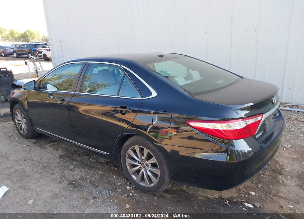 2017 TOYOTA CAMRY XLE VIN: 4T1BF1FKXHU354548