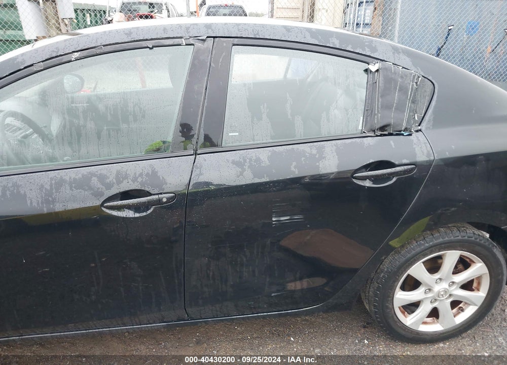 2010 MAZDA 3 I TOURING VIN: JM1BL1SF4A1240980