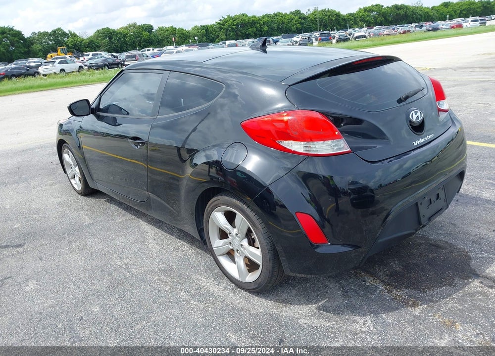 2015 HYUNDAI VELOSTER VIN: KMHTC6ADXFU239433