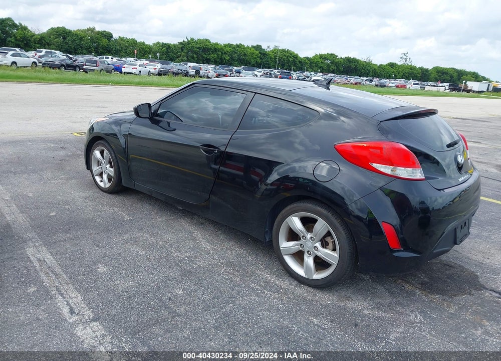 2015 HYUNDAI VELOSTER VIN: KMHTC6ADXFU239433
