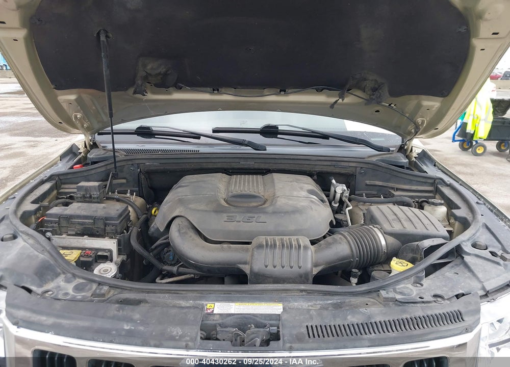 2011 JEEP GRAND CHEROKEE LAREDO VIN: 1J4RS4GG5BC564489