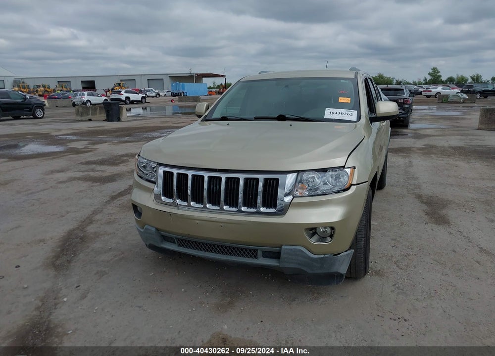 2011 JEEP GRAND CHEROKEE LAREDO VIN: 1J4RS4GG5BC564489