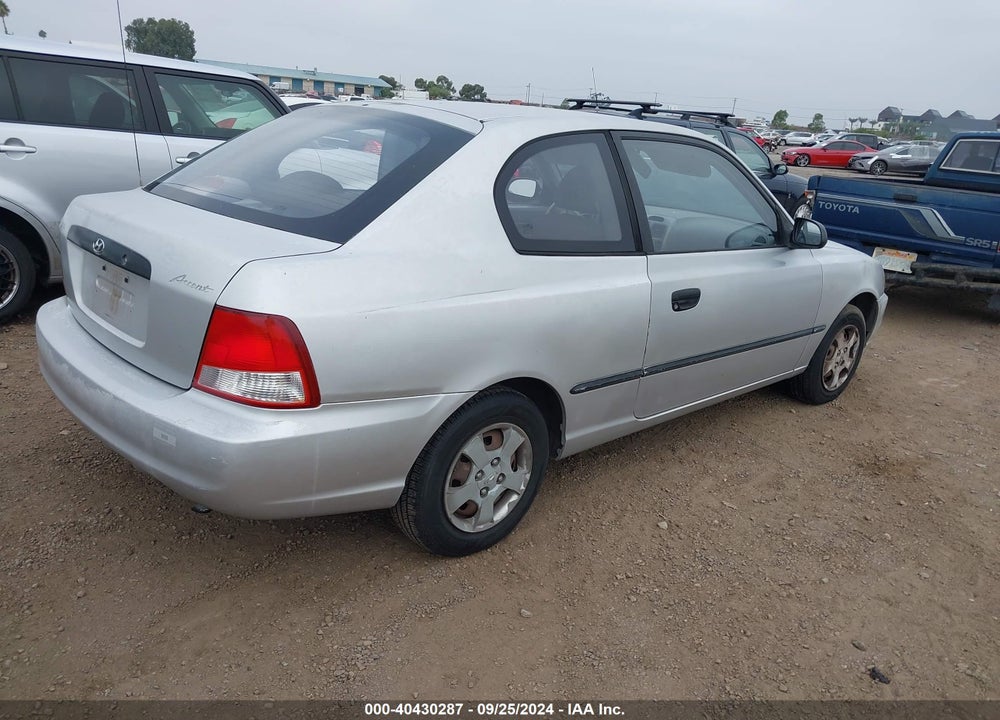 2001 HYUNDAI ACCENT L VIN: KMHCF35G01U135214