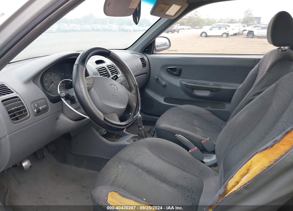 2001 HYUNDAI ACCENT L VIN: KMHCF35G01U135214