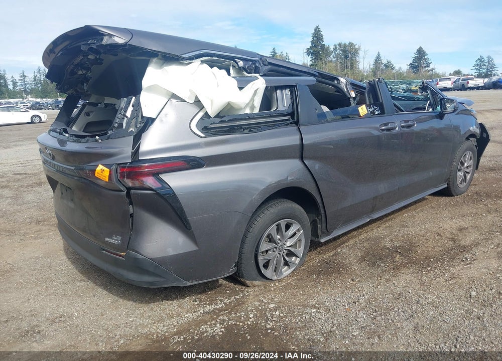 2023 TOYOTA SIENNA LE VIN: 5TDKRKEC0PS160917