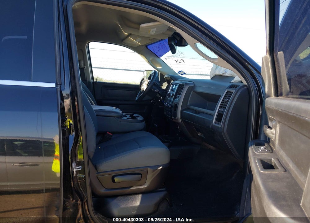 2017 RAM 2500 TRADESMAN 4X4 6'4 BOX VIN: 3C6UR5CL3HG718232