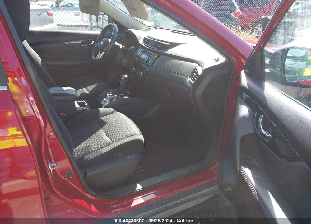 2017 NISSAN ROGUE SV VIN: 5N1AT2MT6HC746891