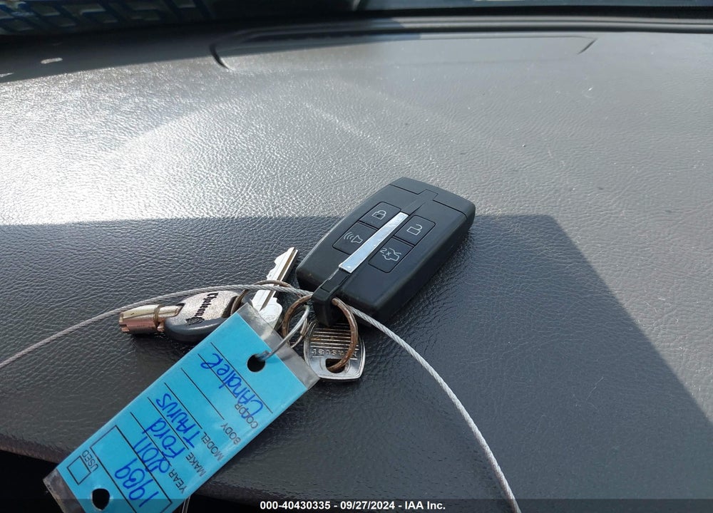 2011 FORD TAURUS LIMITED VIN: 1FAHP2FW4BG123077