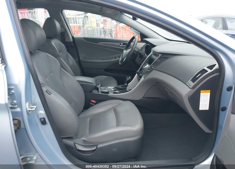 2012 HYUNDAI SONATA HYBRID VIN: KMHEC4A40CA046427