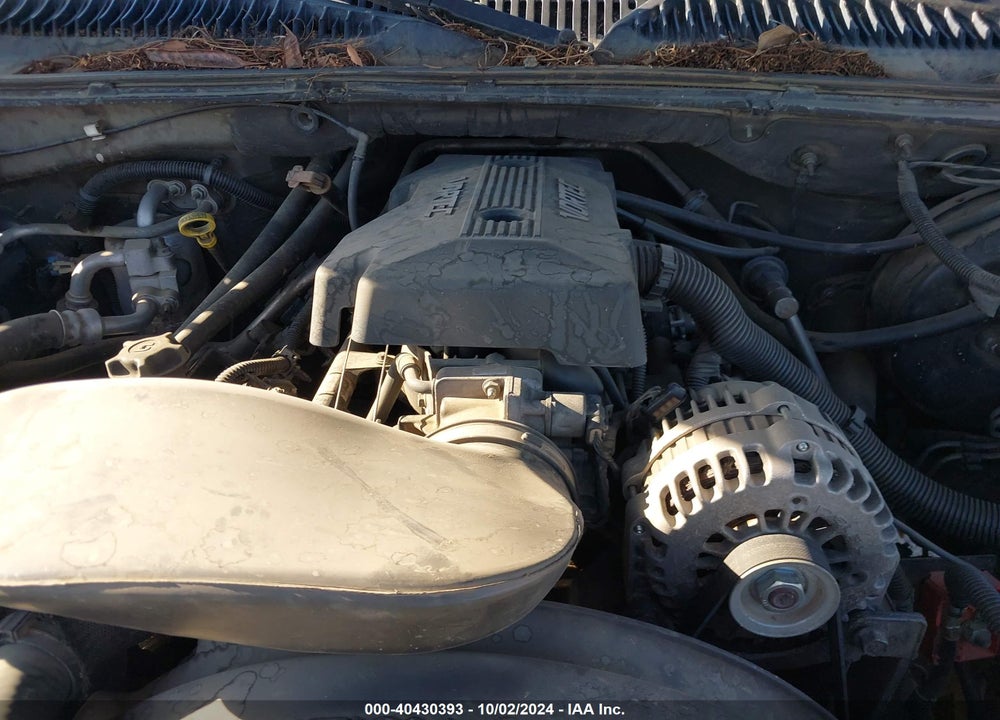 2000 CHEVROLET TAHOE ALL NEW LS VIN: 1GNEK13TXYJ161772