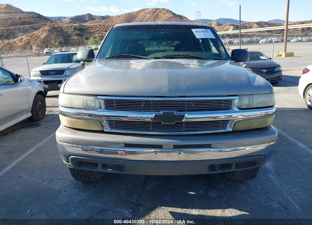 2000 CHEVROLET TAHOE ALL NEW LS VIN: 1GNEK13TXYJ161772