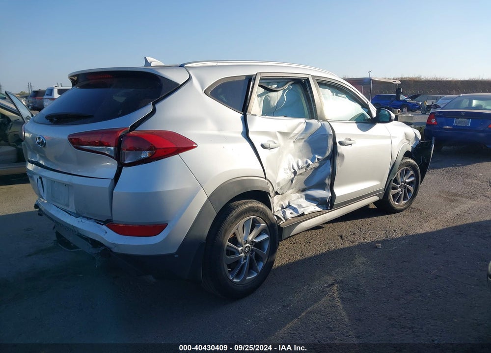 2018 HYUNDAI TUCSON SEL VIN: KM8J33A41JU769336
