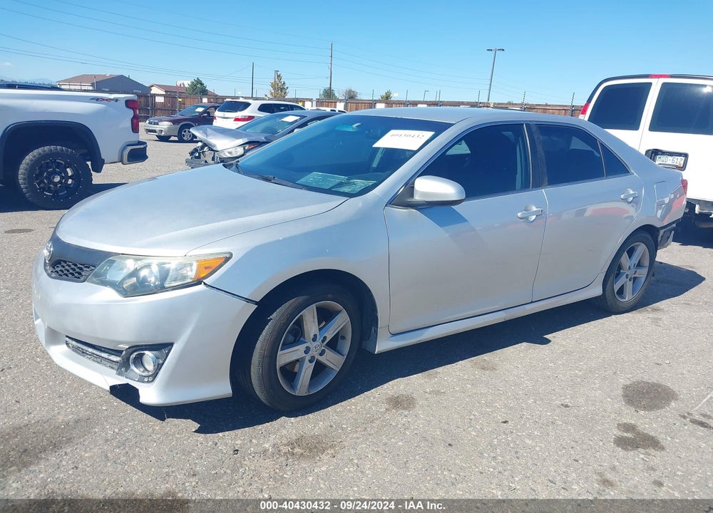 2013 TOYOTA CAMRY SE VIN: 4T1BF1FKXDU287590