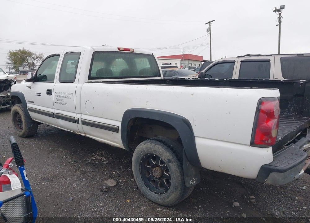 2002 CHEVROLET SILVERADO 2500HD LS VIN: 1GCHC29U42E279843