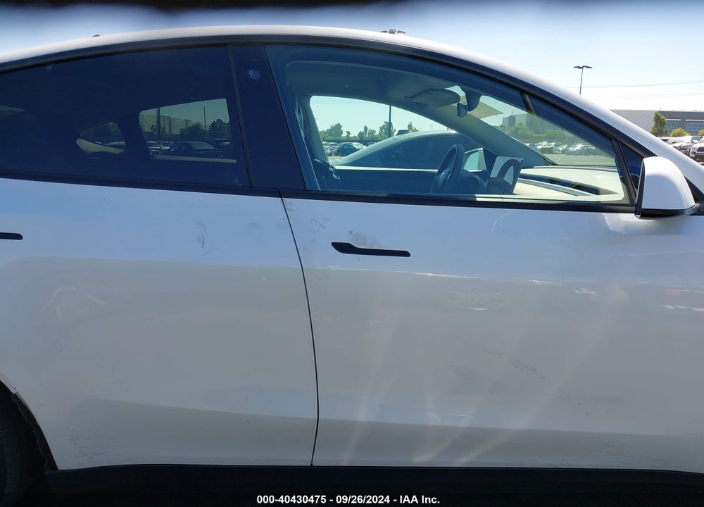 2021 TESLA MODEL Y LONG RANGE DUAL MOTOR ALL-WHEEL DRIVE VIN: 5YJYGDEE1MF146831