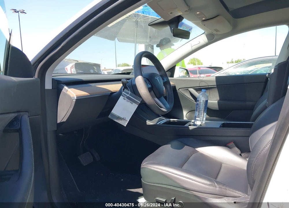 2021 TESLA MODEL Y LONG RANGE DUAL MOTOR ALL-WHEEL DRIVE VIN: 5YJYGDEE1MF146831
