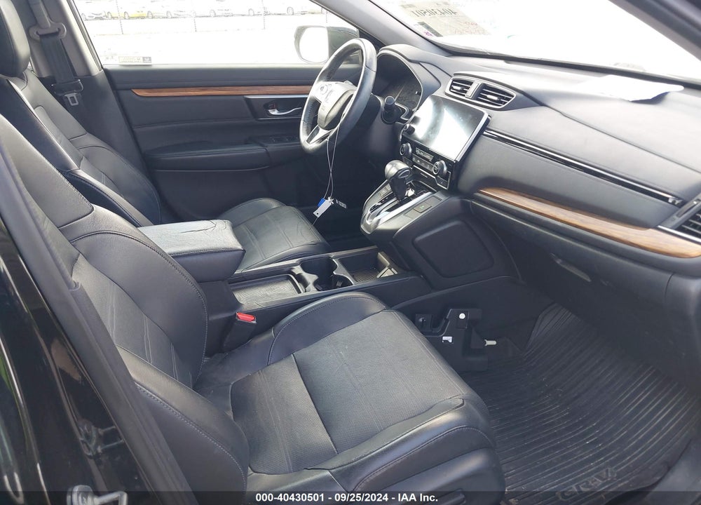 2018 HONDA CR-V TOURING VIN: 7FARW1H90JE054145