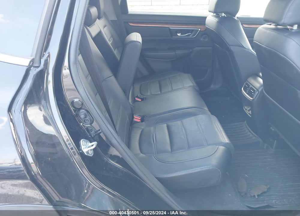 2018 HONDA CR-V TOURING VIN: 7FARW1H90JE054145
