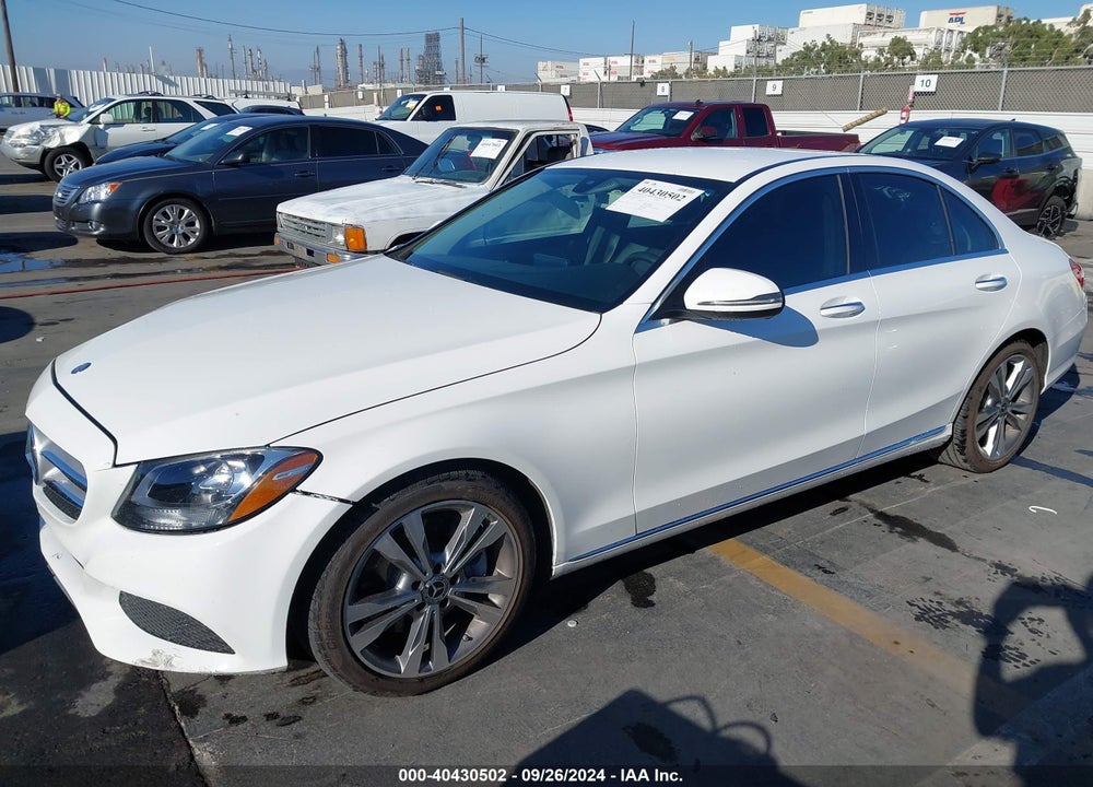 2017 MERCEDES-BENZ C 300 LUXURY/SPORT VIN: 55SWF4JB9HU211760