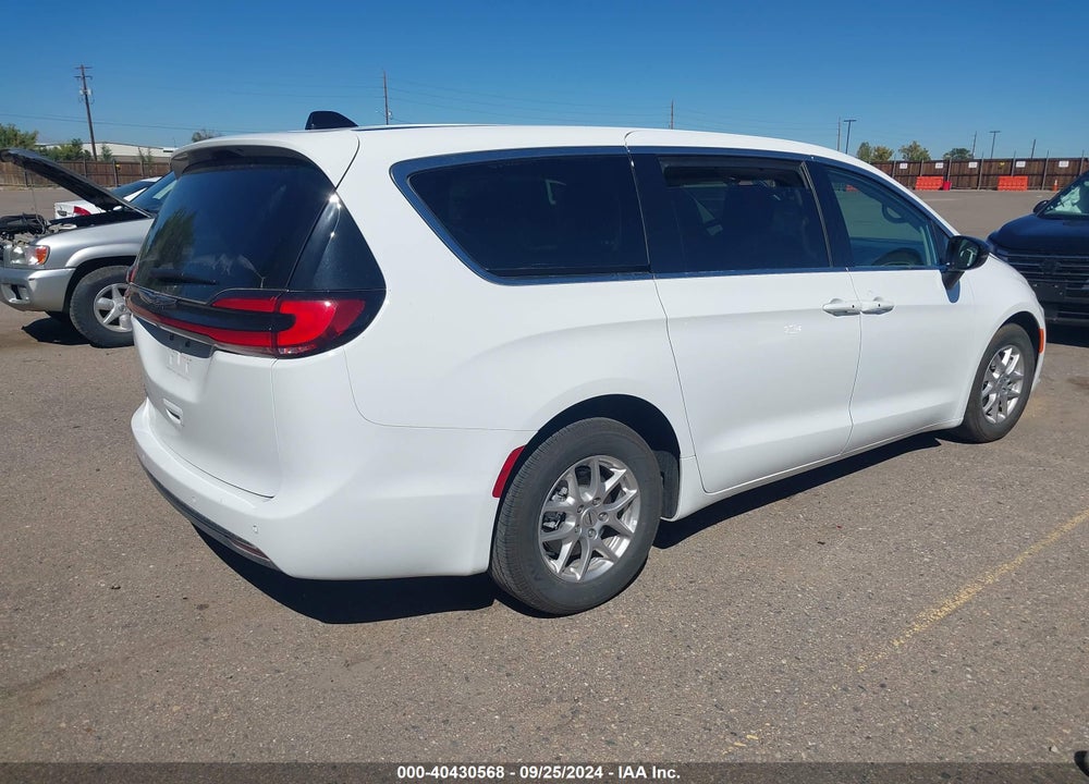 2024 CHRYSLER PACIFICA TOURING L VIN: 2C4RC1BGXRR165524