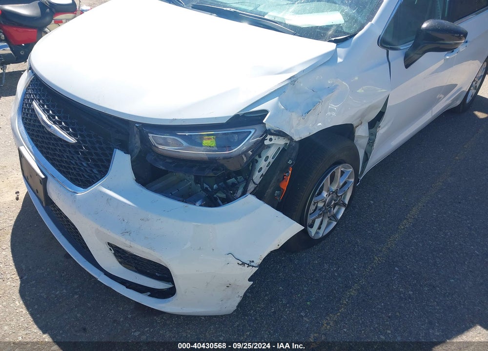 2024 CHRYSLER PACIFICA TOURING L VIN: 2C4RC1BGXRR165524
