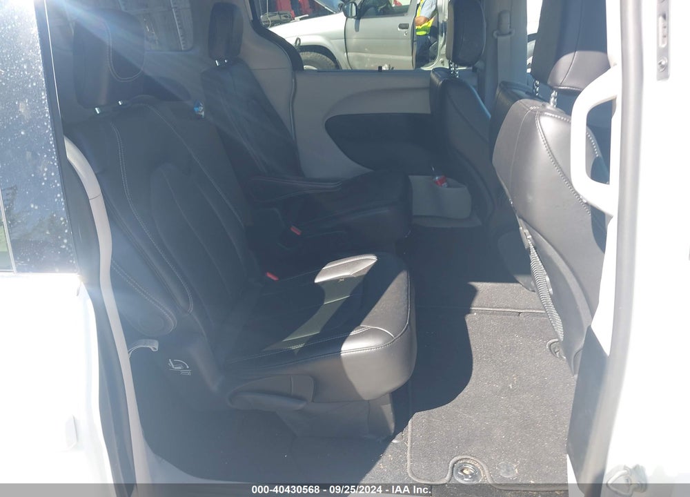 2024 CHRYSLER PACIFICA TOURING L VIN: 2C4RC1BGXRR165524