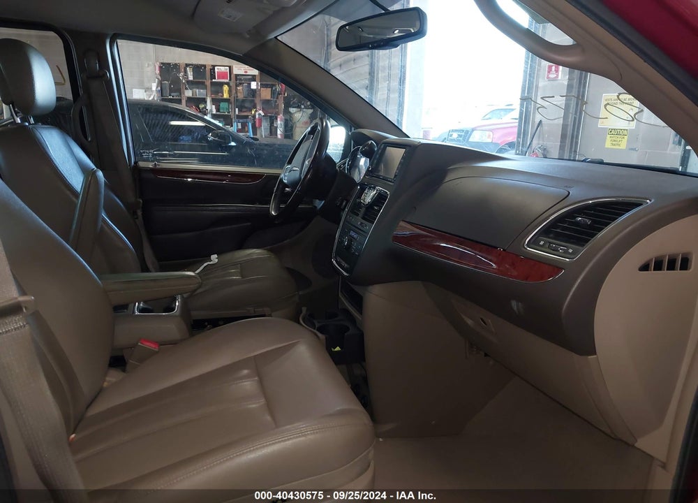 2013 CHRYSLER TOWN & COUNTRY TOURING VIN: 2C4RC1BG3DR559200