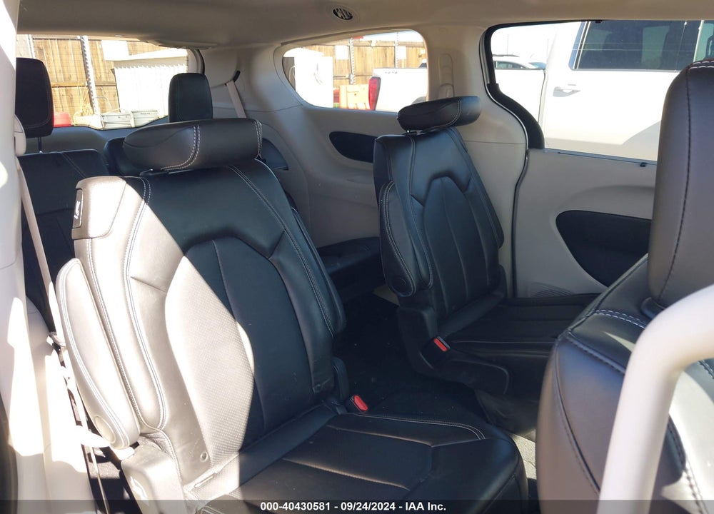 2024 CHRYSLER PACIFICA TOURING L VIN: 2C4RC1BG3RR140044